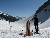 Ritorno, dopo un mese, al Lago e Passo Branchino da Valcanale-Rif. Alpe Corte...ancora tanta neve! (7 maggio 09)  - FOTOGALLERY